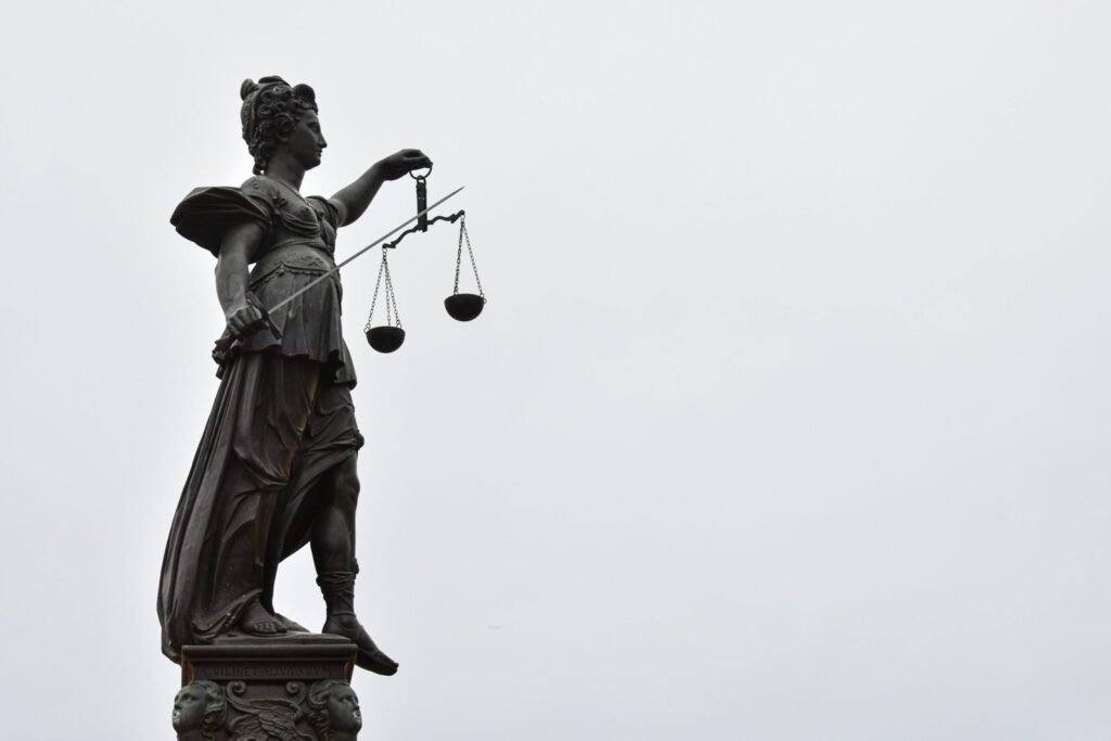 La mayoría de españoles duda sobre la imparcialidad de la justicia